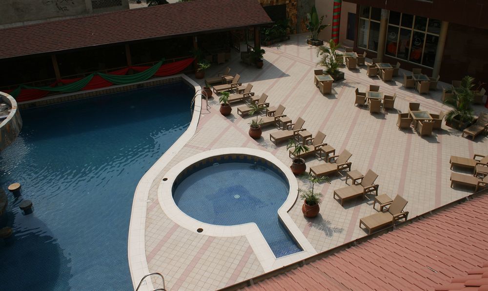 Royal Nick Hotel Tema Εξωτερικό φωτογραφία